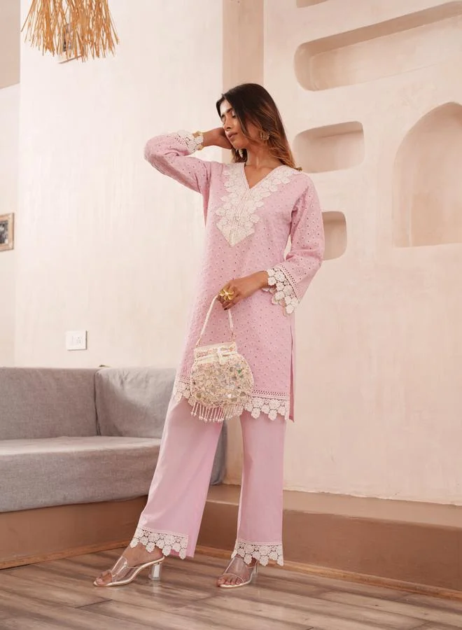 دي دبليو طقم منسق من تونيك قطن مطرز وبنطال